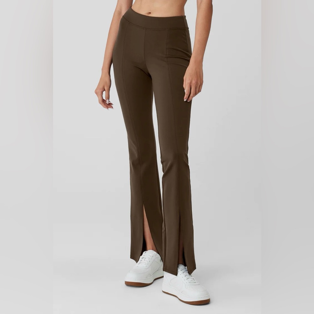 ALO Yoga Airbrush High-Waist Flutter Legging